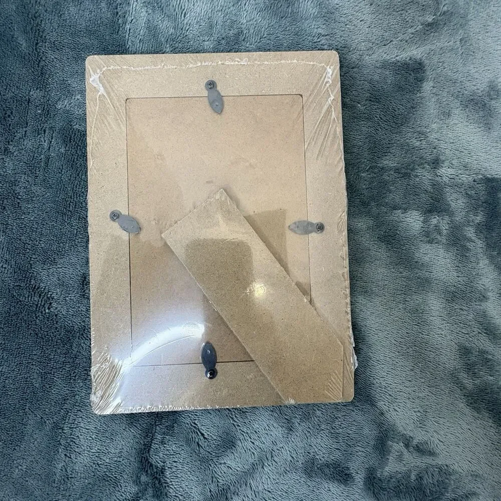 A House Is Not A Home Without Paw Prints Wooden Photo Frame 6x4